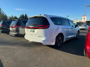 2023 Chrysler PACIFICA PLUG-IN HYBRID LIMITED