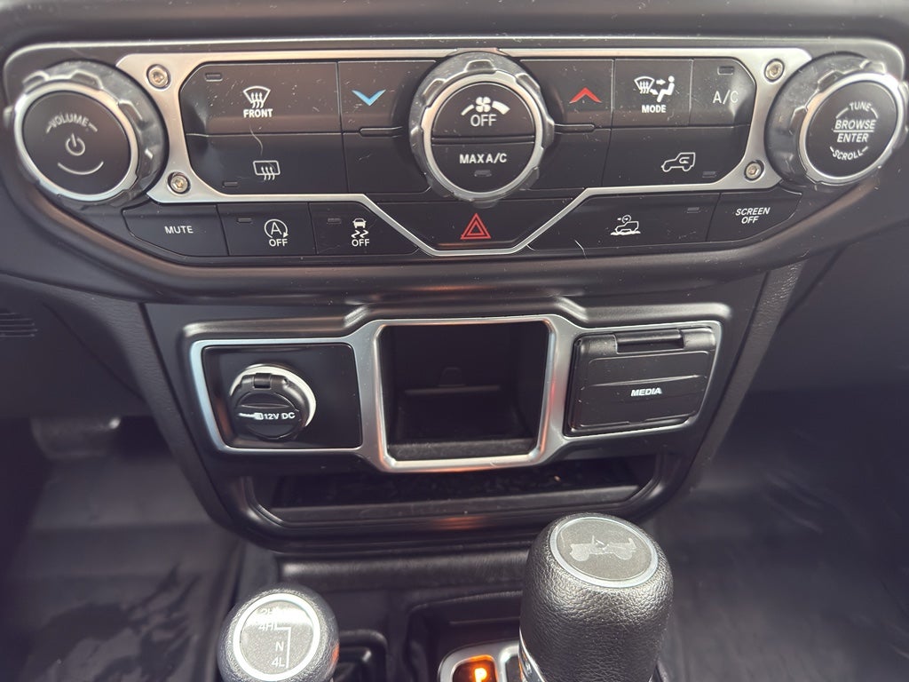 2022 Jeep Wrangler Willys Sport