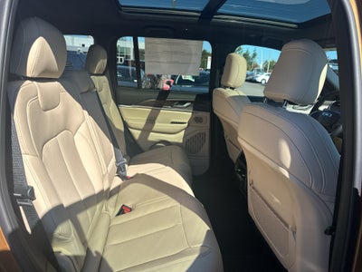 2027 Jeep Grand Cherokee Limited