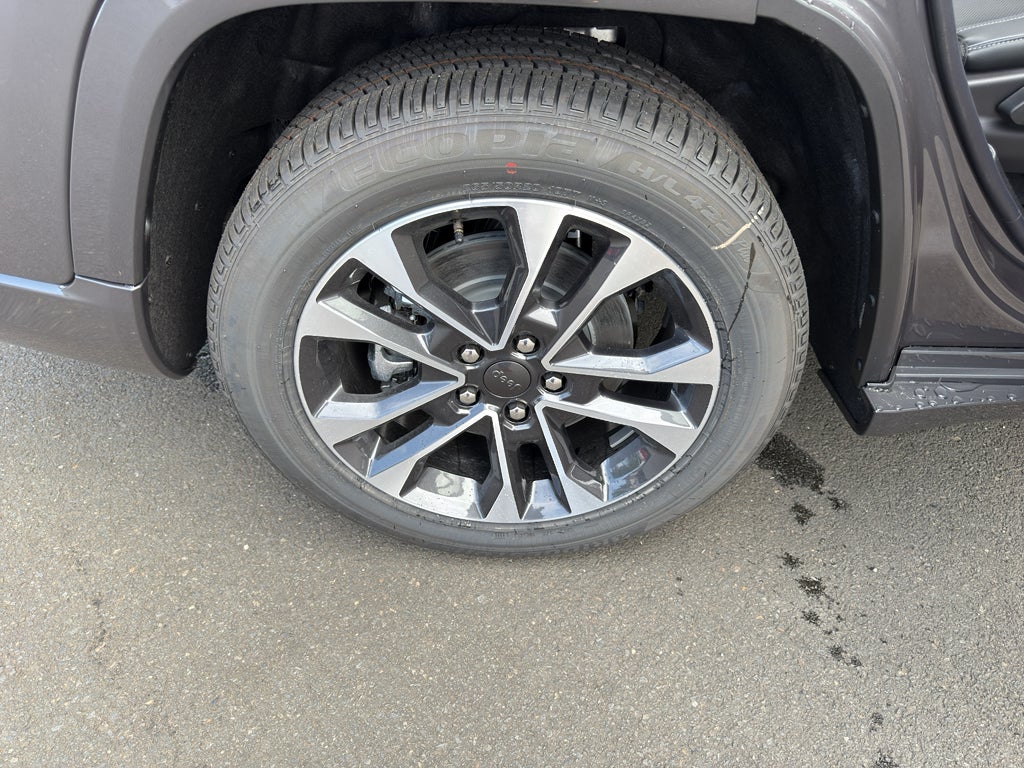 2025 Jeep Grand Cherokee L Overland