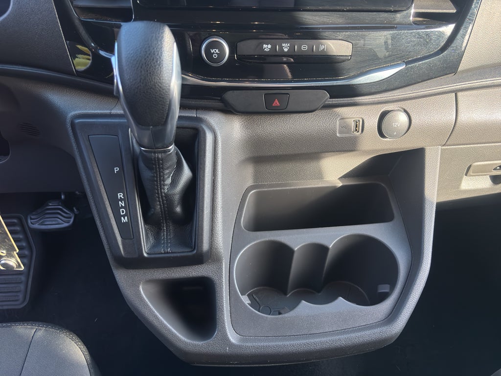 2024 Ford Transit Wagon XLT