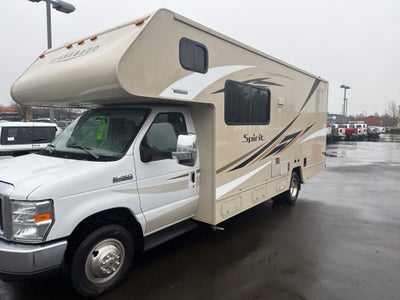 2017 Ford E-450 Super Duty Base