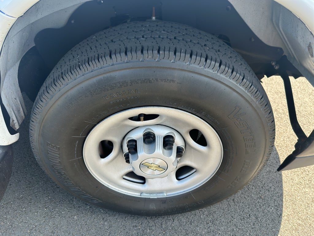 2023 Chevrolet Express LS