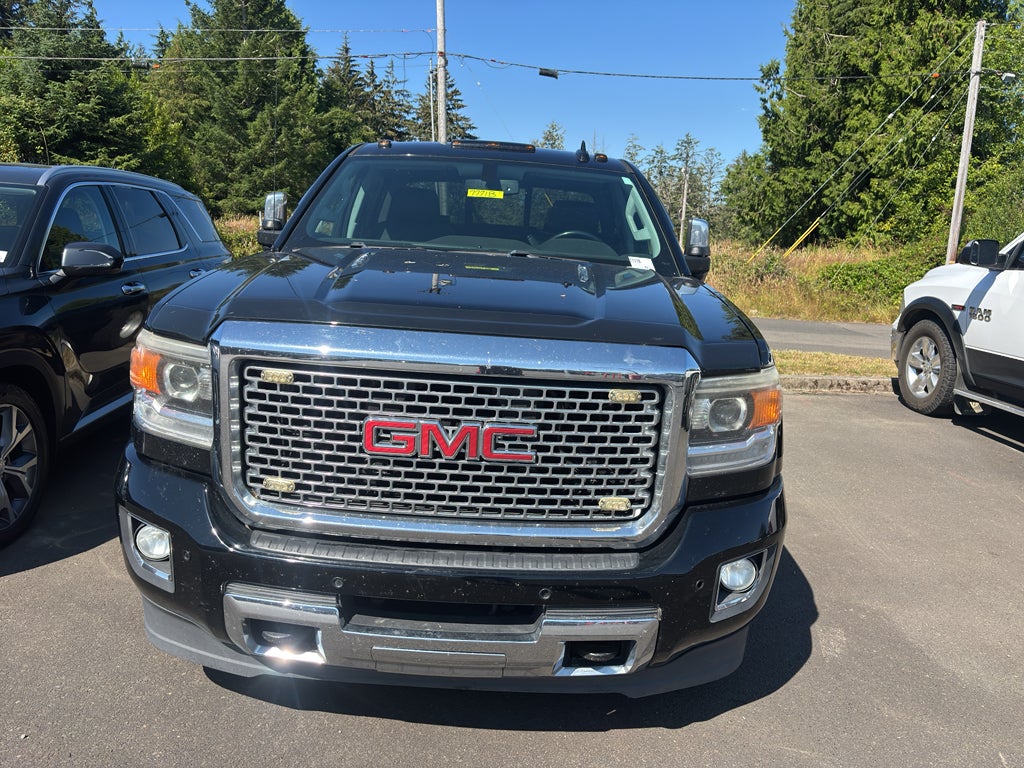 2016 GMC Sierra Denali