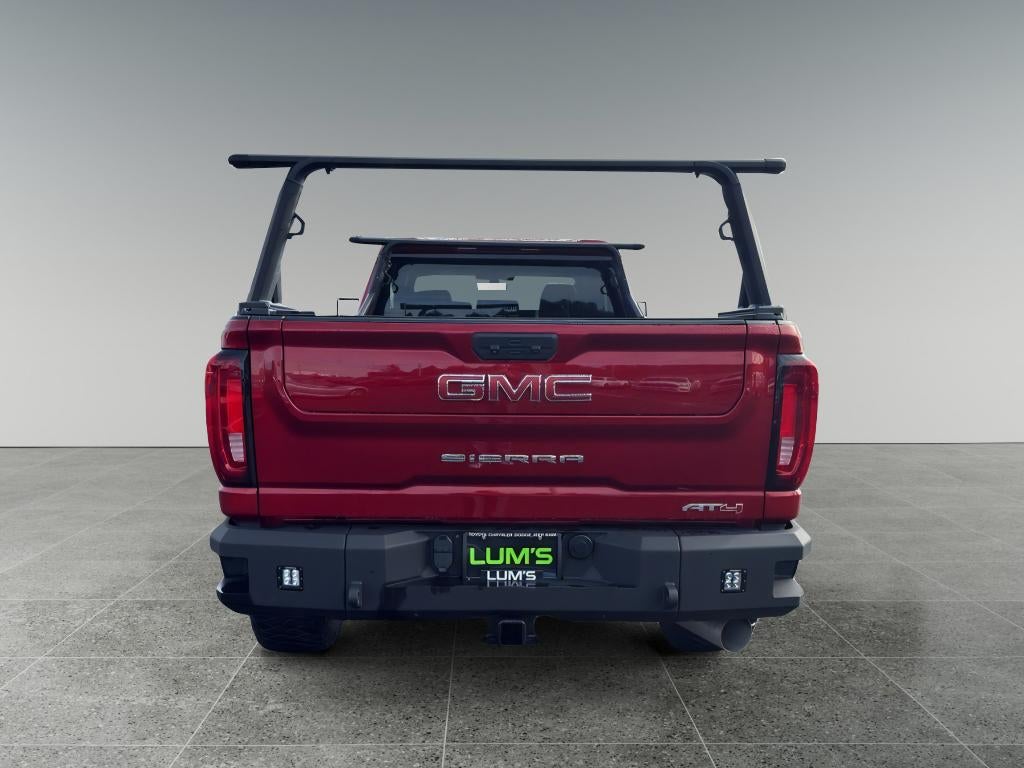 2023 GMC Sierra AT4