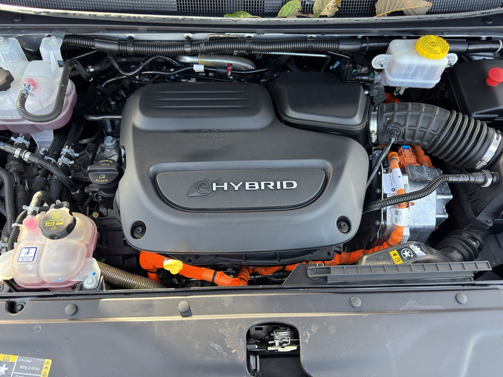 2023 Chrysler Pacifica Hybrid Touring L