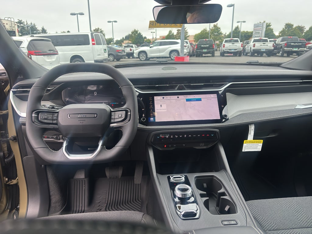 2026 Jeep Cherokee Laredo