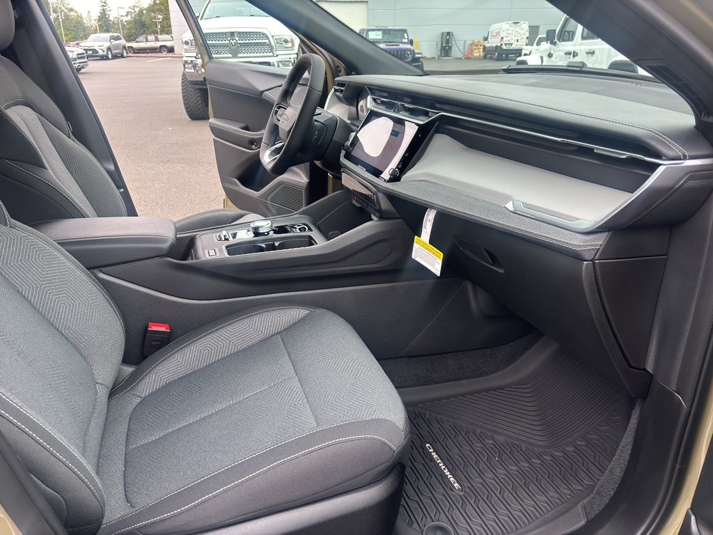 2026 Jeep Cherokee Laredo