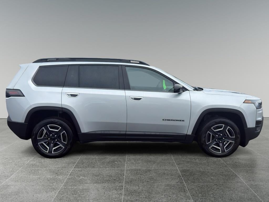2026 Jeep Cherokee Laredo