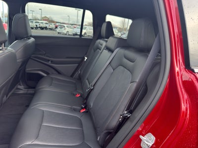 2026 Jeep Cherokee Overland