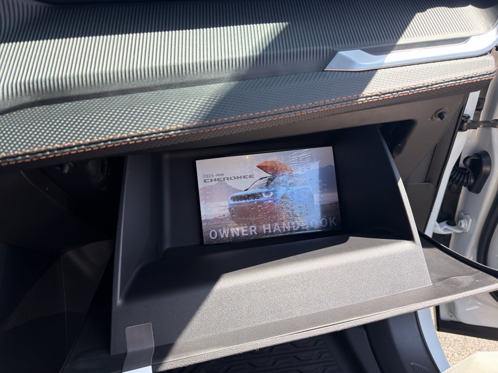 2026 Jeep Cherokee Overland