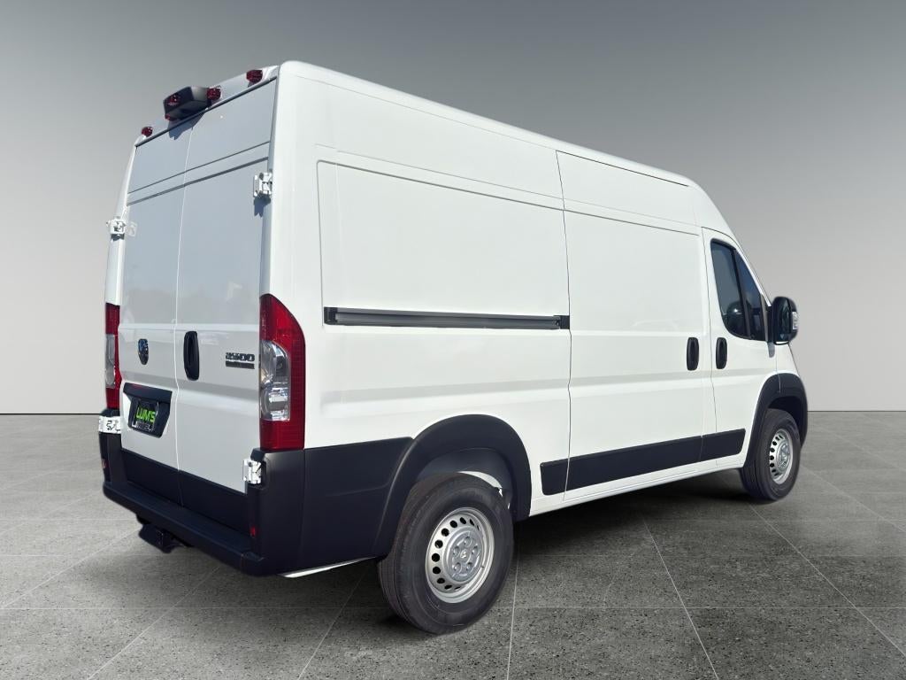 2026 RAM ProMaster 2500 High Roof 136WB