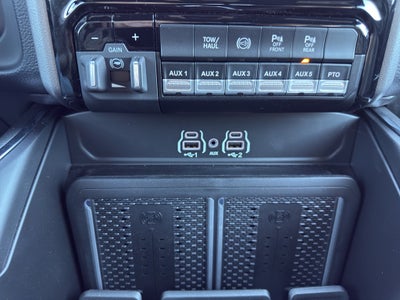 2026 RAM 3500 Chassis Big Horn