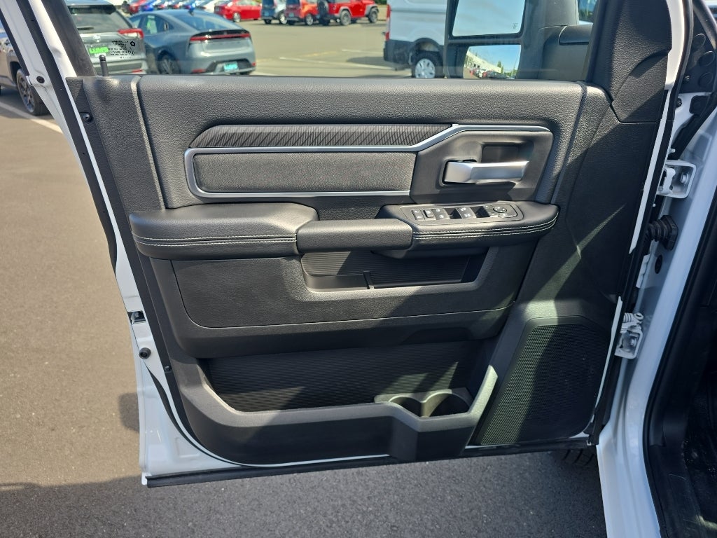 2026 RAM 3500 Chassis Big Horn