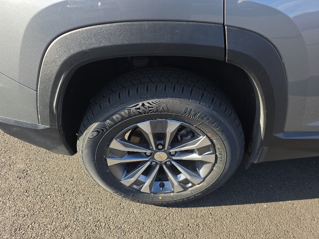 2025 Chevrolet Equinox FWD LT