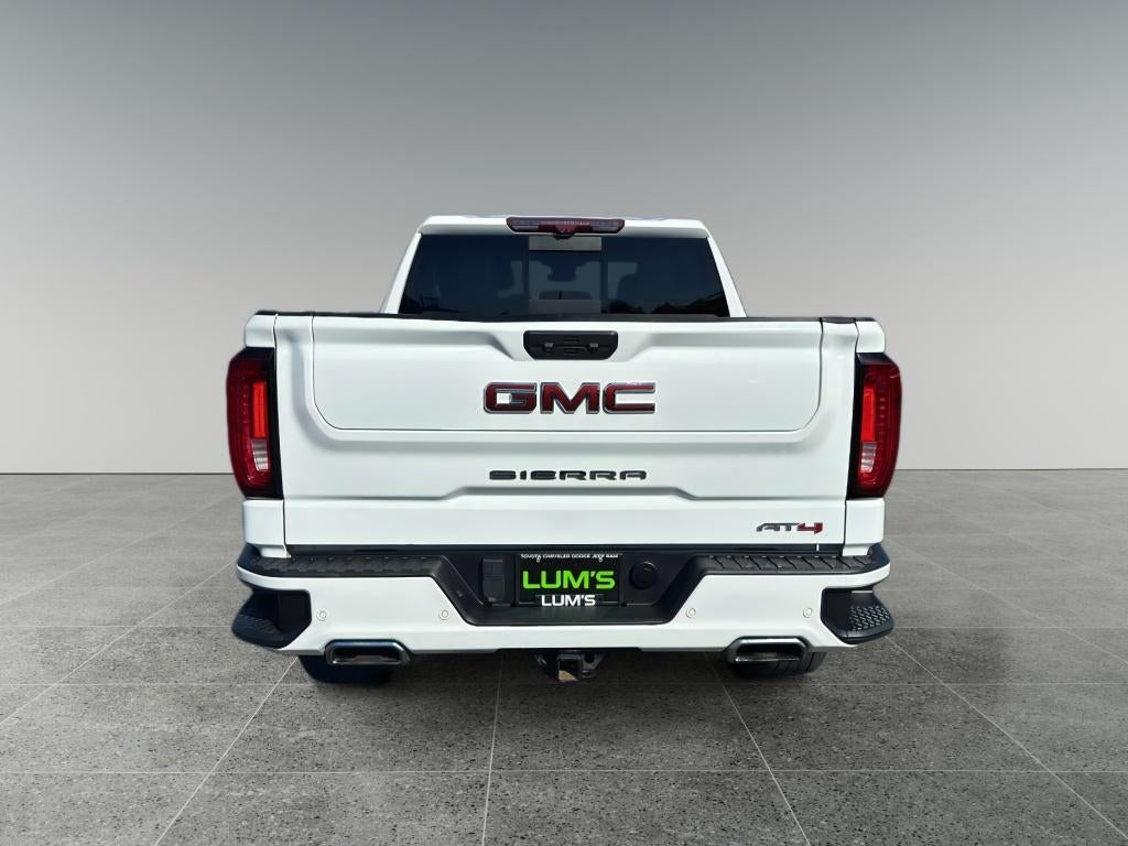 2022 GMC Sierra AT4