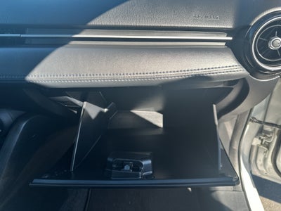 2019 Toyota Yaris LE