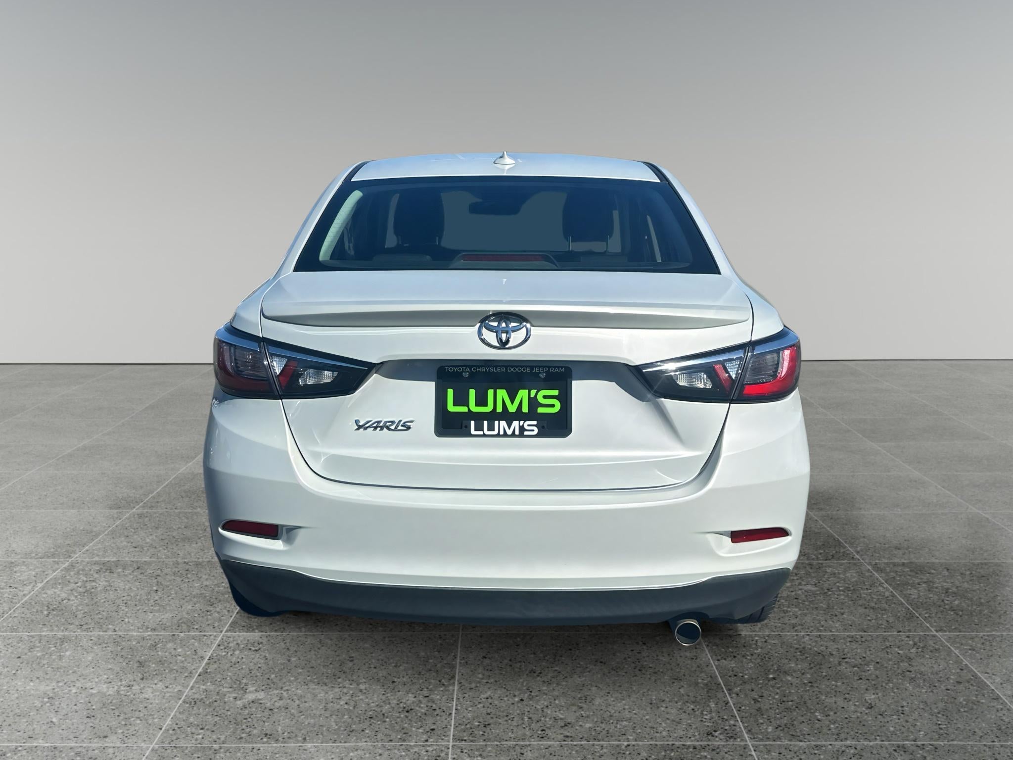 2019 Toyota Yaris LE