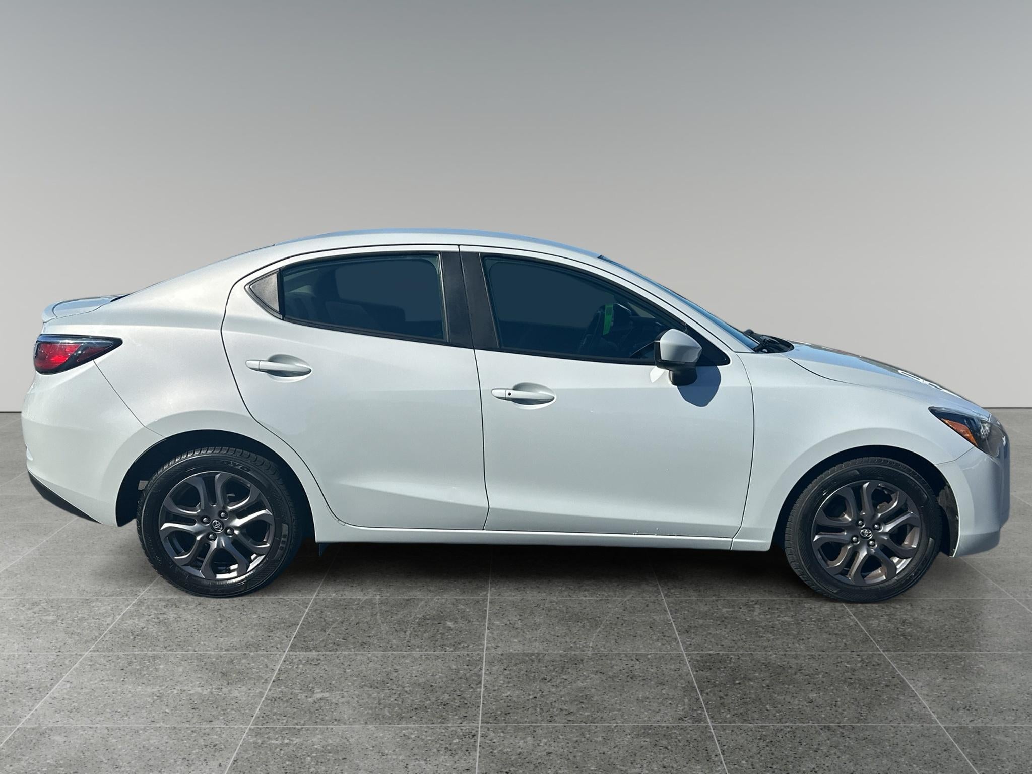 2019 Toyota Yaris LE