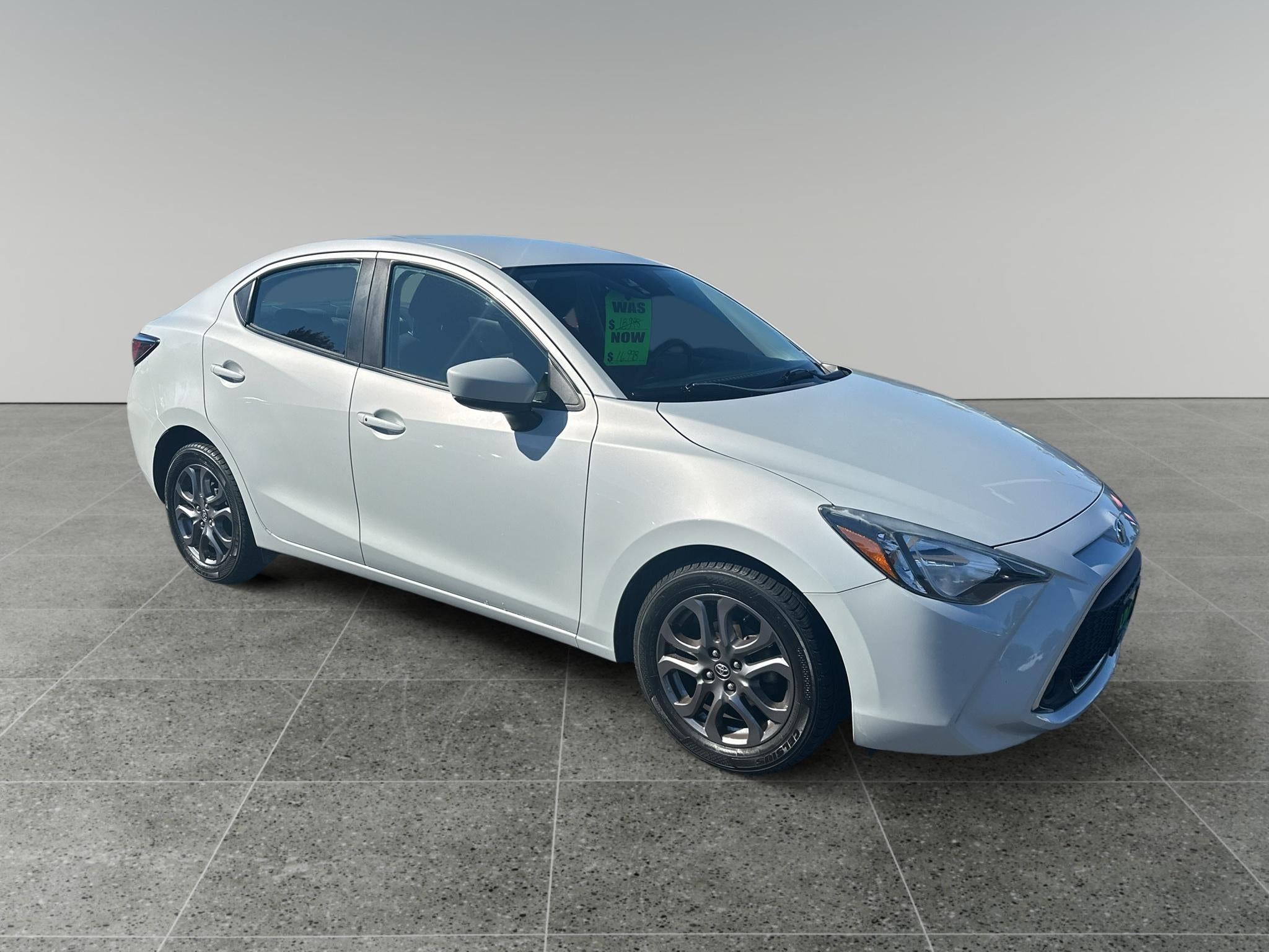 2019 Toyota Yaris LE