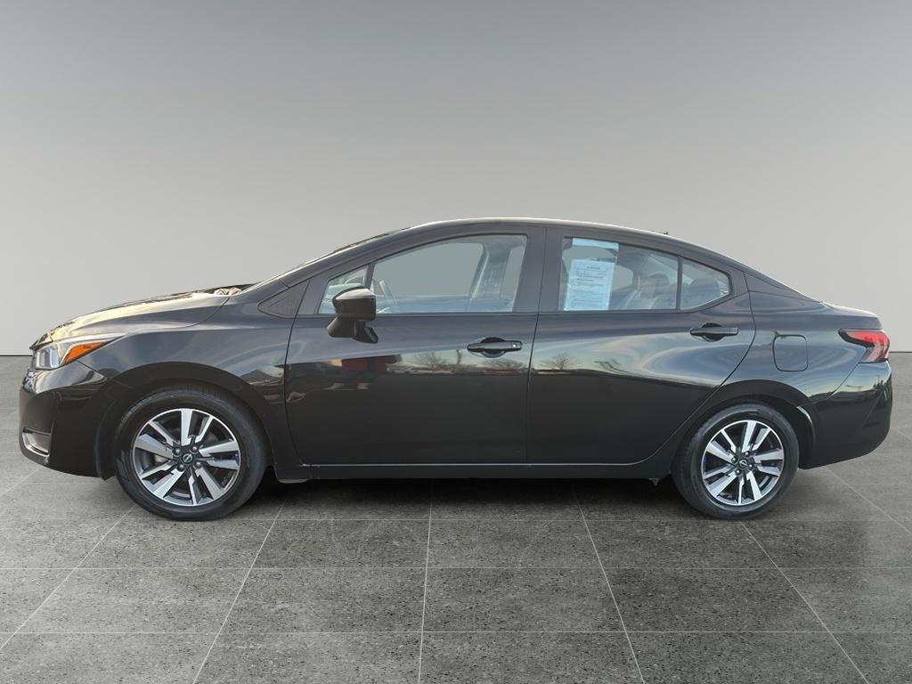 2023 Nissan Versa SV
