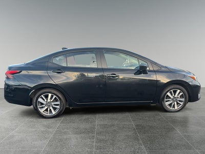 2023 Nissan Versa SV