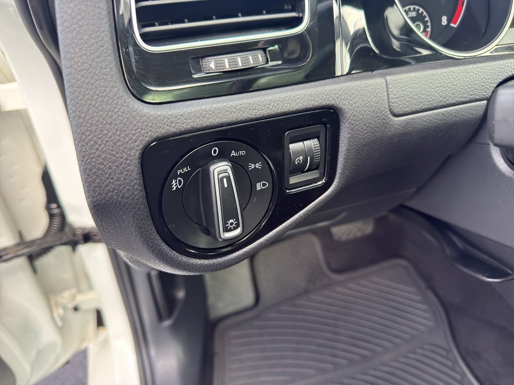 2017 Volkswagen Golf SportWagen SEL