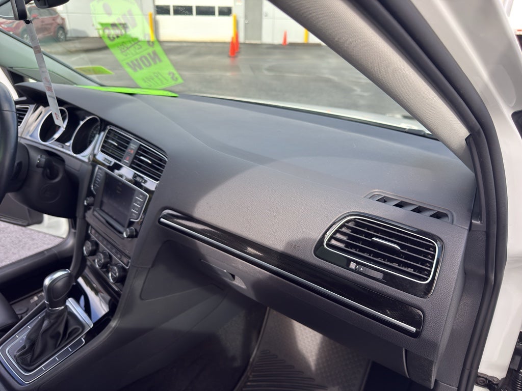 2017 Volkswagen Golf SportWagen SEL