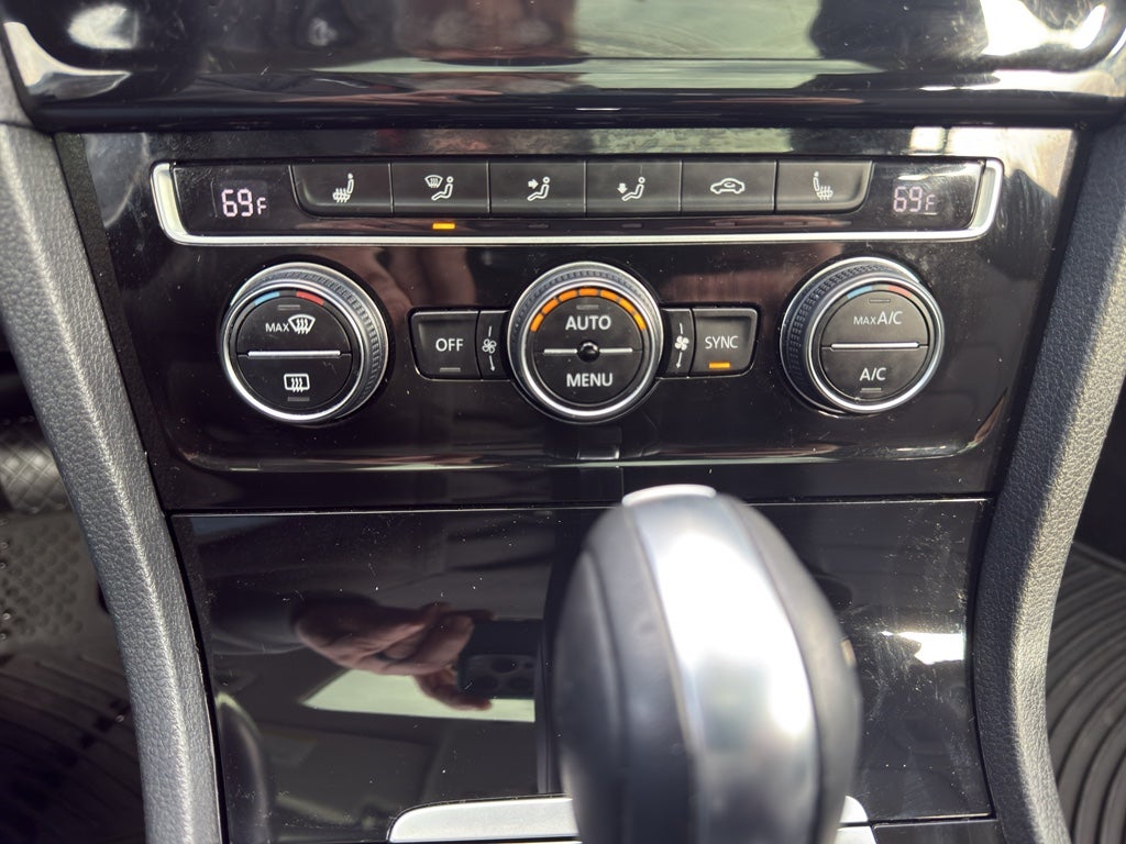 2017 Volkswagen Golf SportWagen SEL