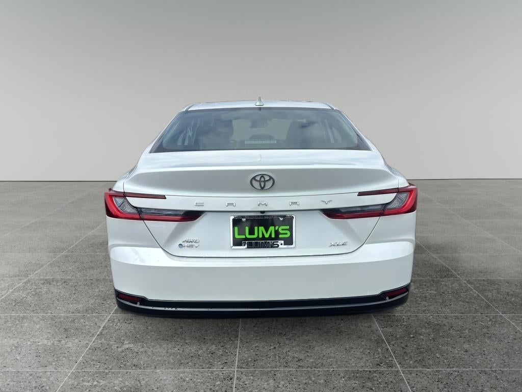 2026 Toyota Camry Hybrid XLE