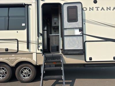 2018 Keystone Montana 3120RL