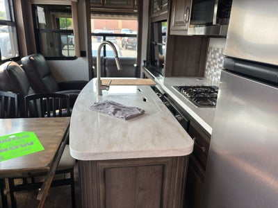 2018 Keystone Montana 3120RL