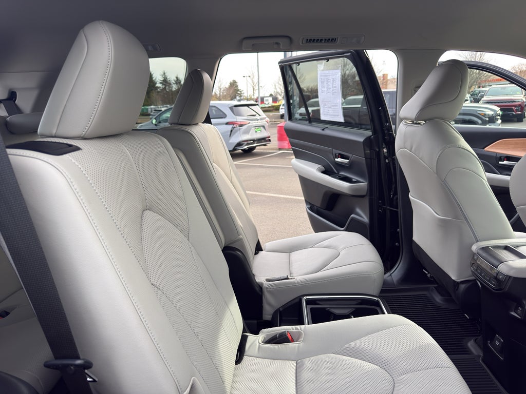 2024 Toyota Grand Highlander Hybrid Hybrid Limited