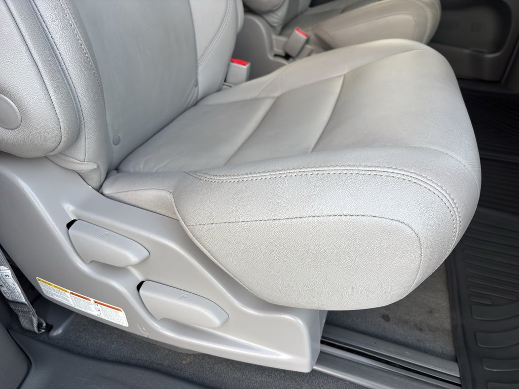 2019 Toyota Sienna XLE