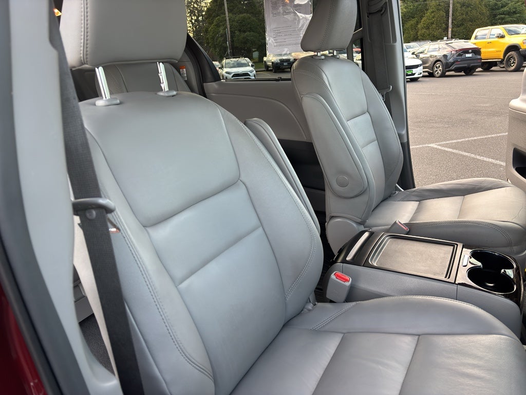 2019 Toyota Sienna XLE