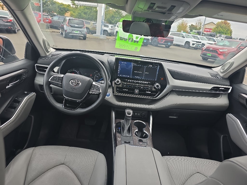 2021 Toyota Highlander Hybrid Hybrid Platinum