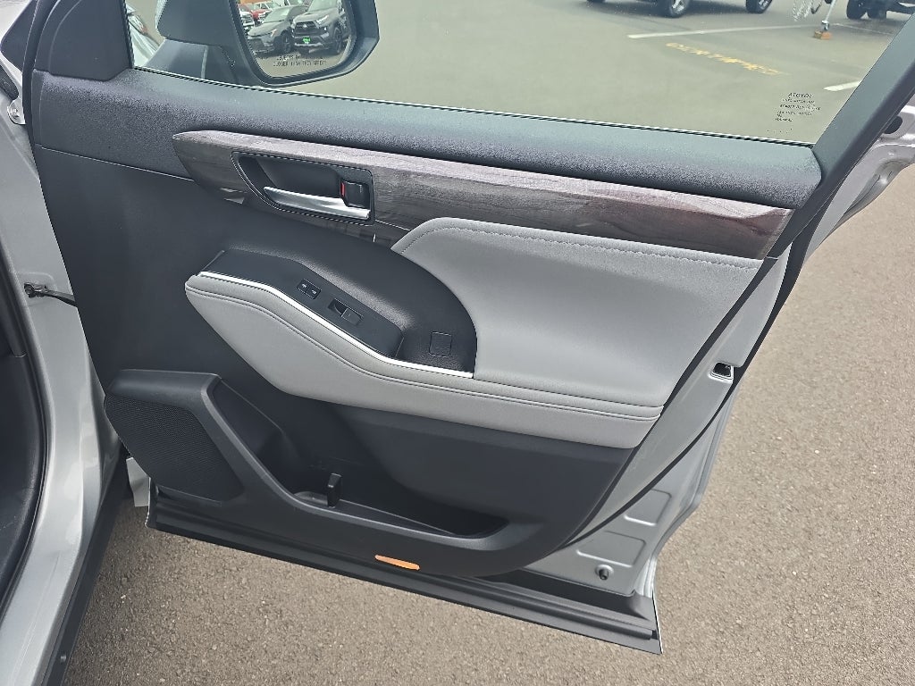 2021 Toyota Highlander Hybrid Hybrid Platinum