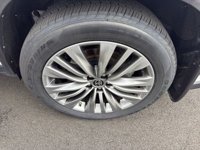 2023 Toyota Highlander Hybrid Hybrid Platinum