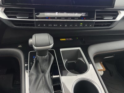 2025 Toyota Sienna Platinum