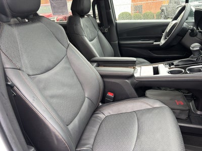 2025 Toyota Sienna Platinum