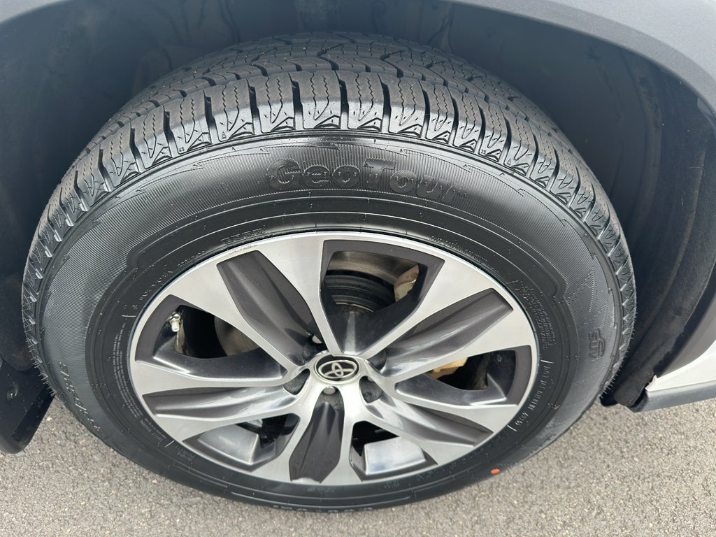 2022 Toyota Highlander Hybrid Hybrid XLE