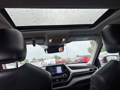 2021 Toyota Highlander Hybrid Hybrid XLE