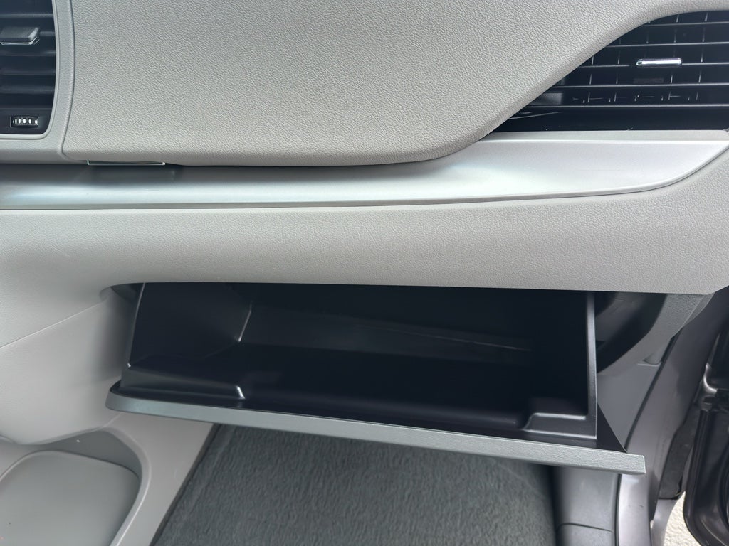 2017 Toyota Sienna LE