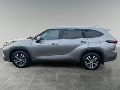 2025 Toyota Highlander Hybrid Hybrid XLE
