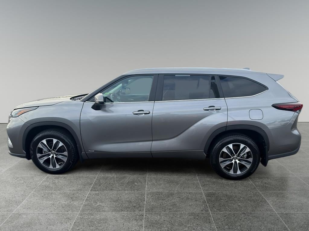 2025 Toyota Highlander Hybrid Hybrid XLE