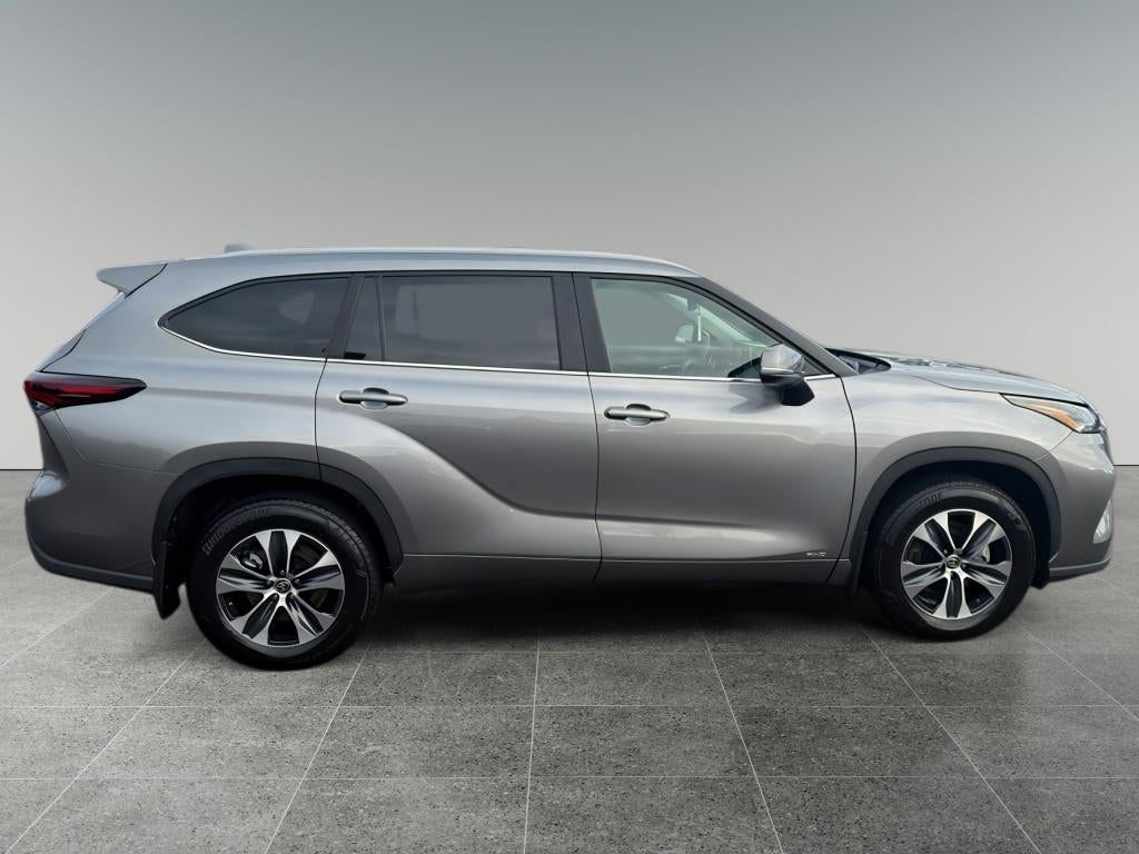 2025 Toyota Highlander Hybrid Hybrid XLE