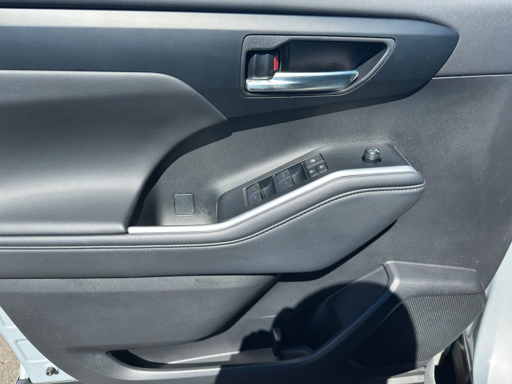 2025 Toyota Highlander XSE
