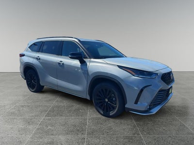 2025 Toyota Highlander XSE