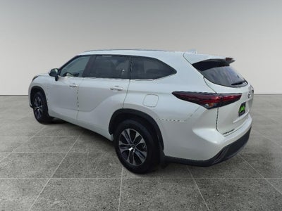2025 Toyota Highlander XLE