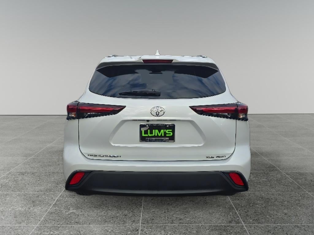 2025 Toyota Highlander XLE